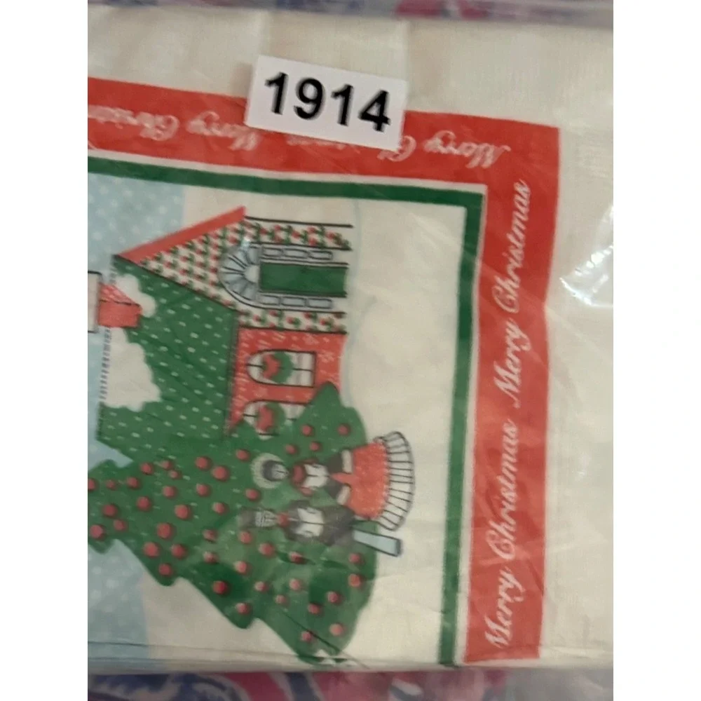 Vtg American Greetings Christmas Carolers Luncheon Napkins 20ct 3-Ply Sealed 70s